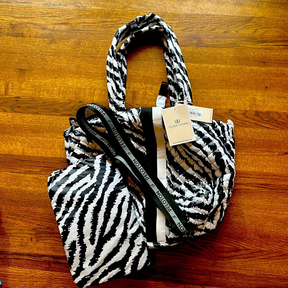 Oliver Thomas/Peloton Zebra Kitchen sink tote. NWT, never used.